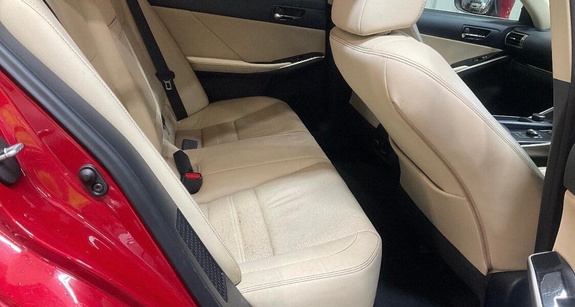 Used Lexus IS 2016 for sale - 77722932: Photo 4