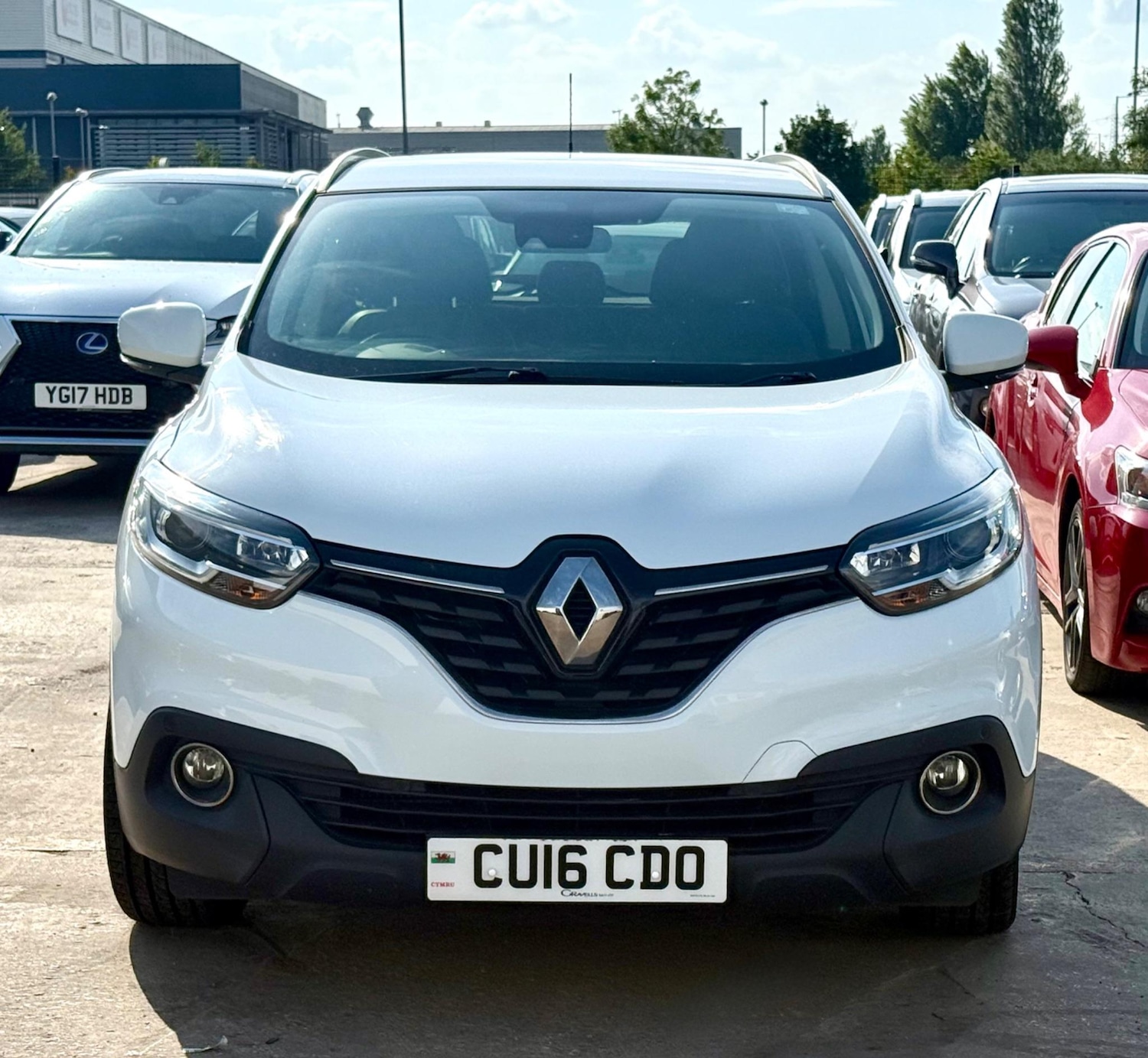 Used Renault Kadjar 2016 for sale - 76849638: Photo 2
