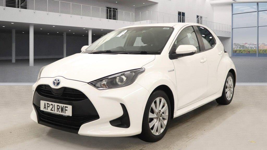 Used Toyota Yaris 2021 for sale - 77345056: Photo 2