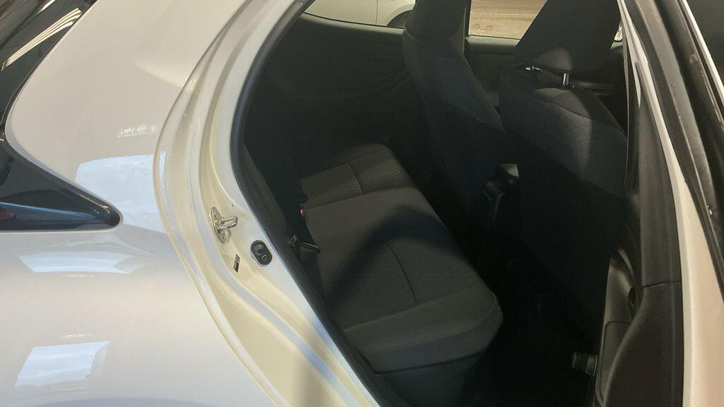 Used Toyota Yaris 2021 for sale - 77345056: Photo 8