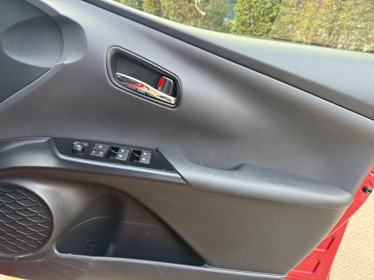 Used Toyota Prius 2016 for sale - 76122781: Photo 19