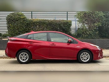 Used Toyota Prius 2016 for sale - 76122781: Photo 3