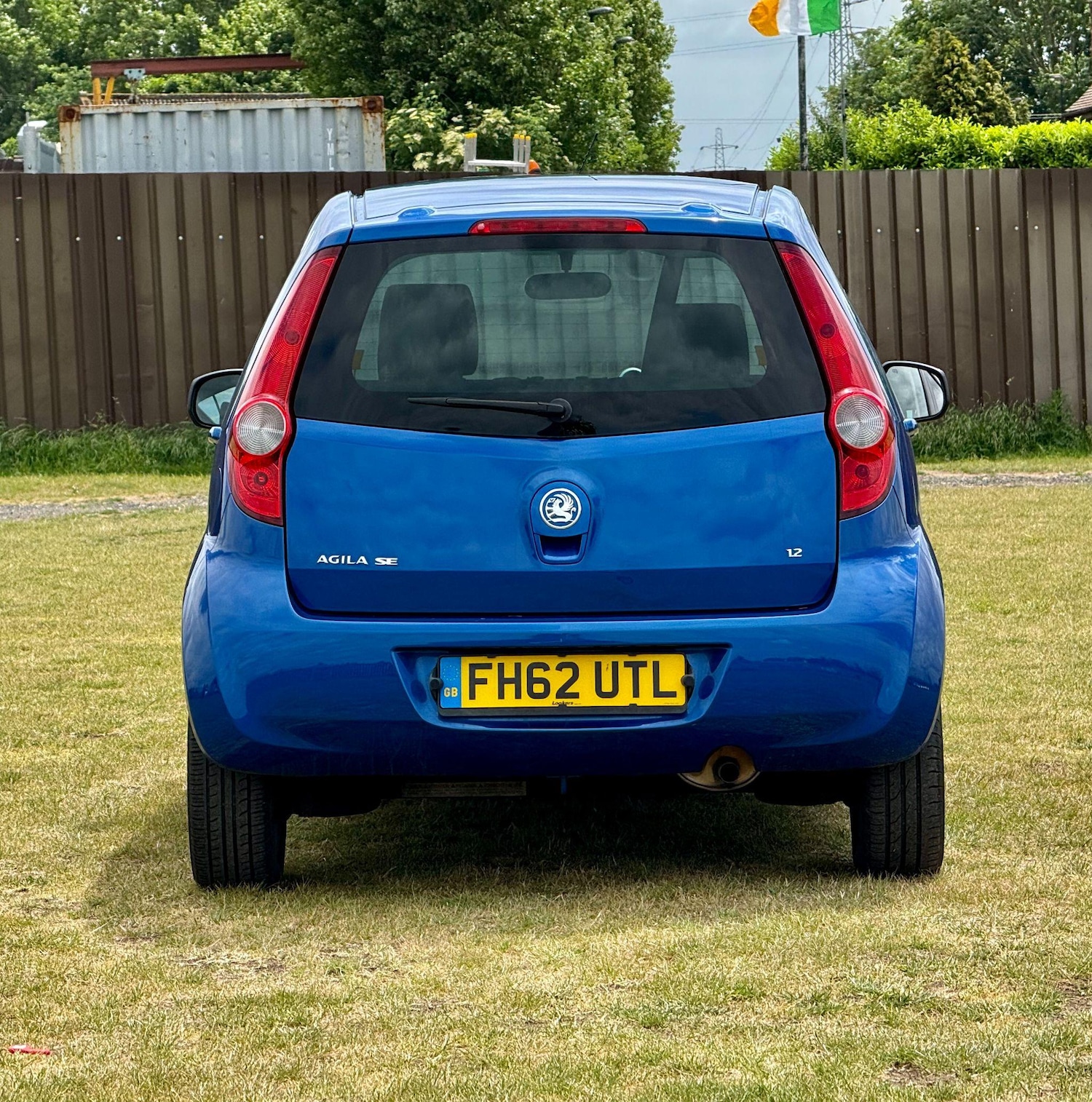 Vehicle 21