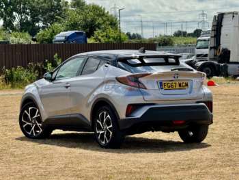 Used Toyota C-HR 2017 for sale - 74848845: Photo