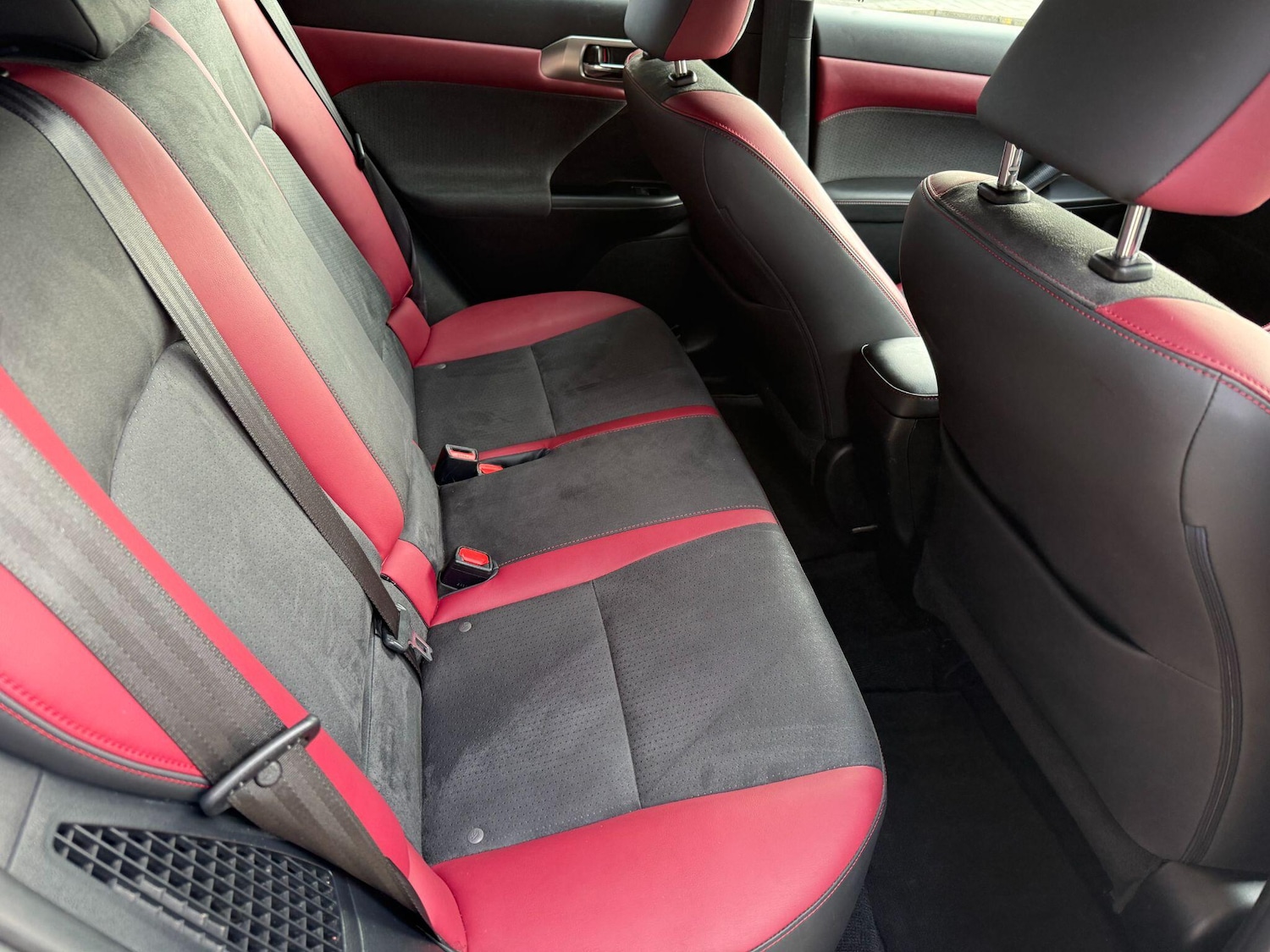 Used Lexus CT for sale - 76994094: Photo 4