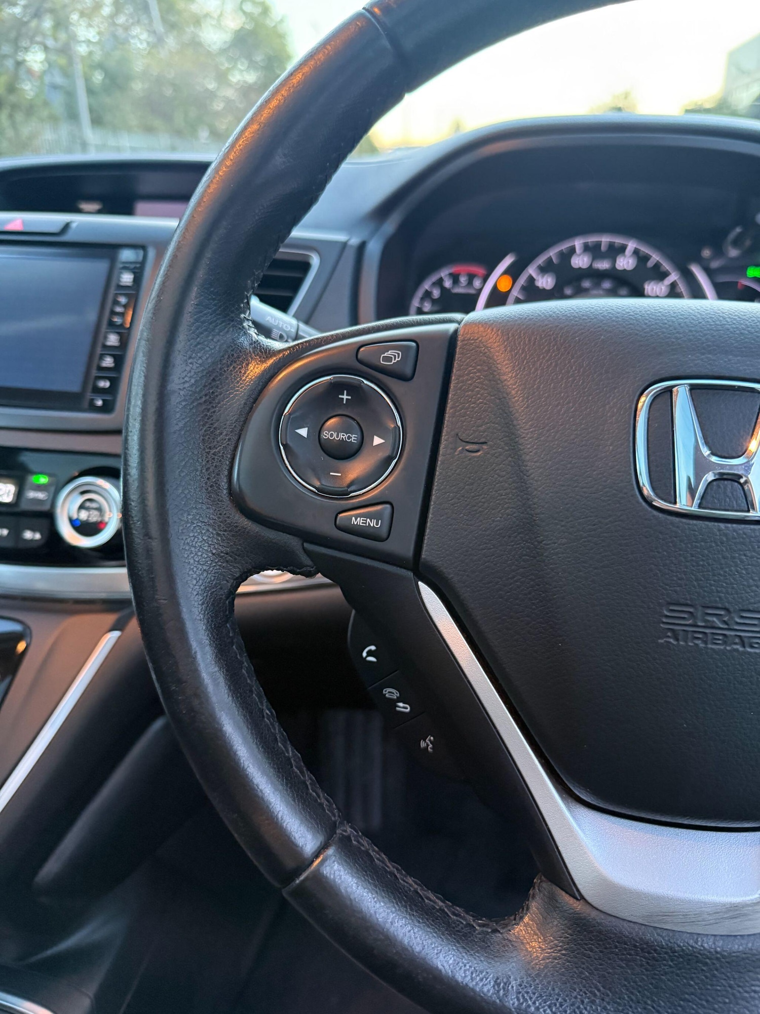 Used Honda CR-V 2017 for sale - 76511916: Photo 25