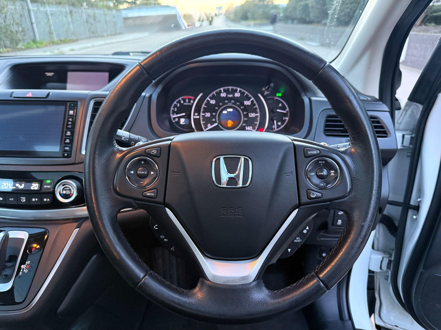 Used Honda CR-V 2017 for sale - 76511916: Photo 26