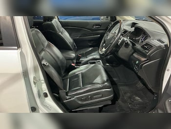 Used Honda CR-V 2017 for sale - 76511916: Photo