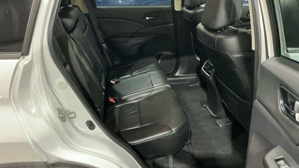 Used Honda CR-V 2017 for sale - 76511916: Photo 5