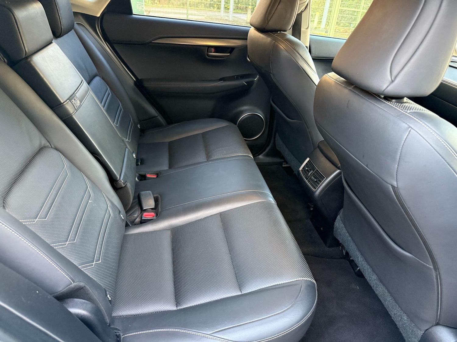 Used Lexus NX 2015 for sale - 76801941: Photo 2