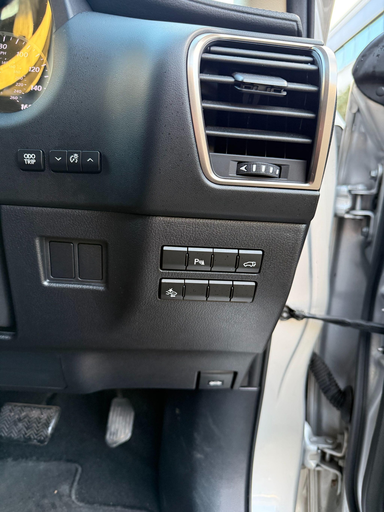 Used Lexus NX 2015 for sale - 76801941: Photo 5