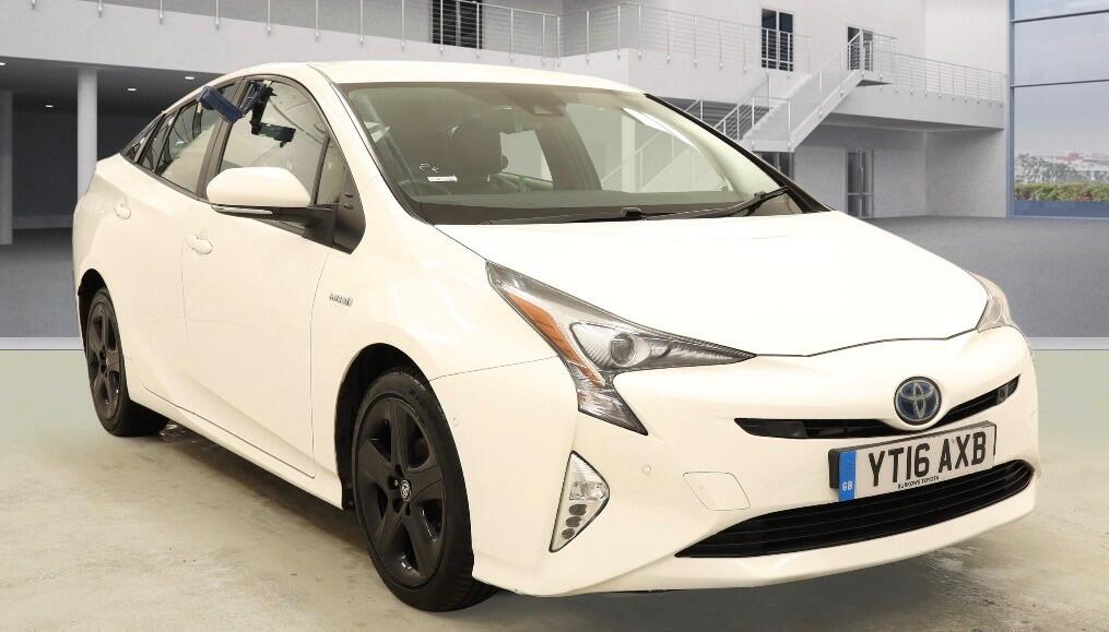 Used Toyota Prius 2016 for sale - 77585678: Photo 4