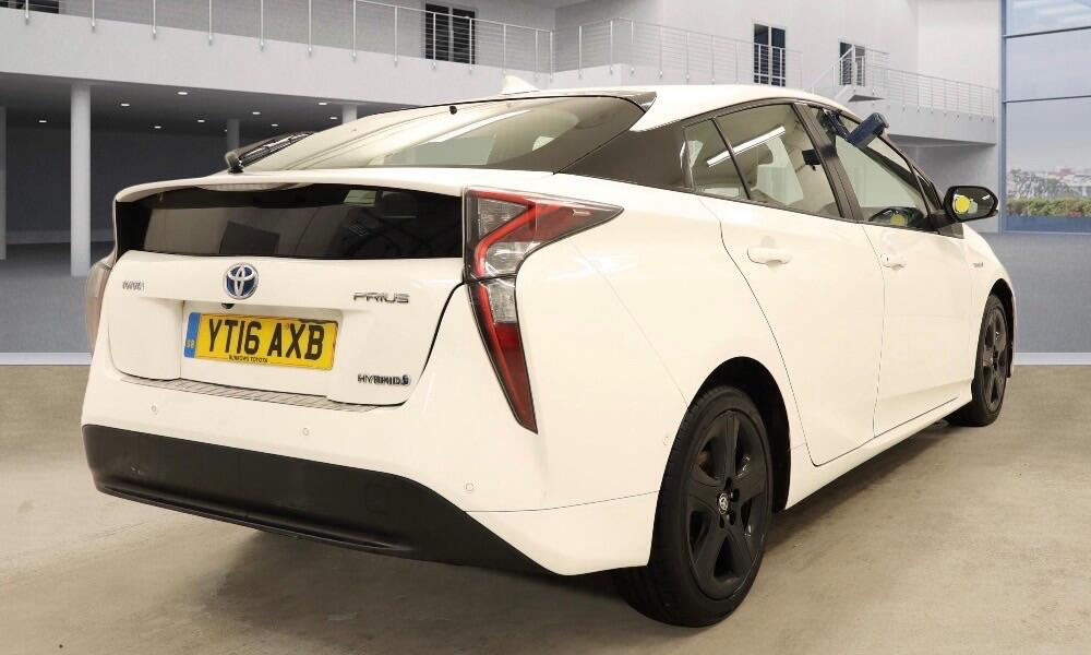Used Toyota Prius 2016 for sale - 77585678: Photo 5