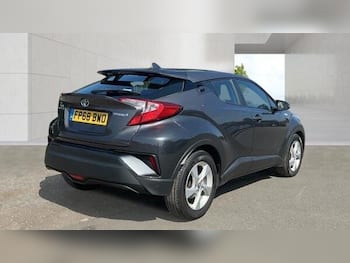 Used Toyota C-HR 2019 for sale - 79657137: Photo