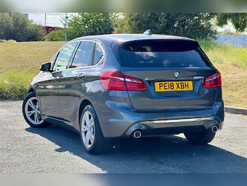 Used BMW 2 Series 2018 for sale - 79304337: Photo