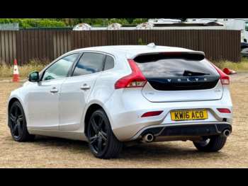 Used Volvo V40 2016 for sale - 75127660: Photo