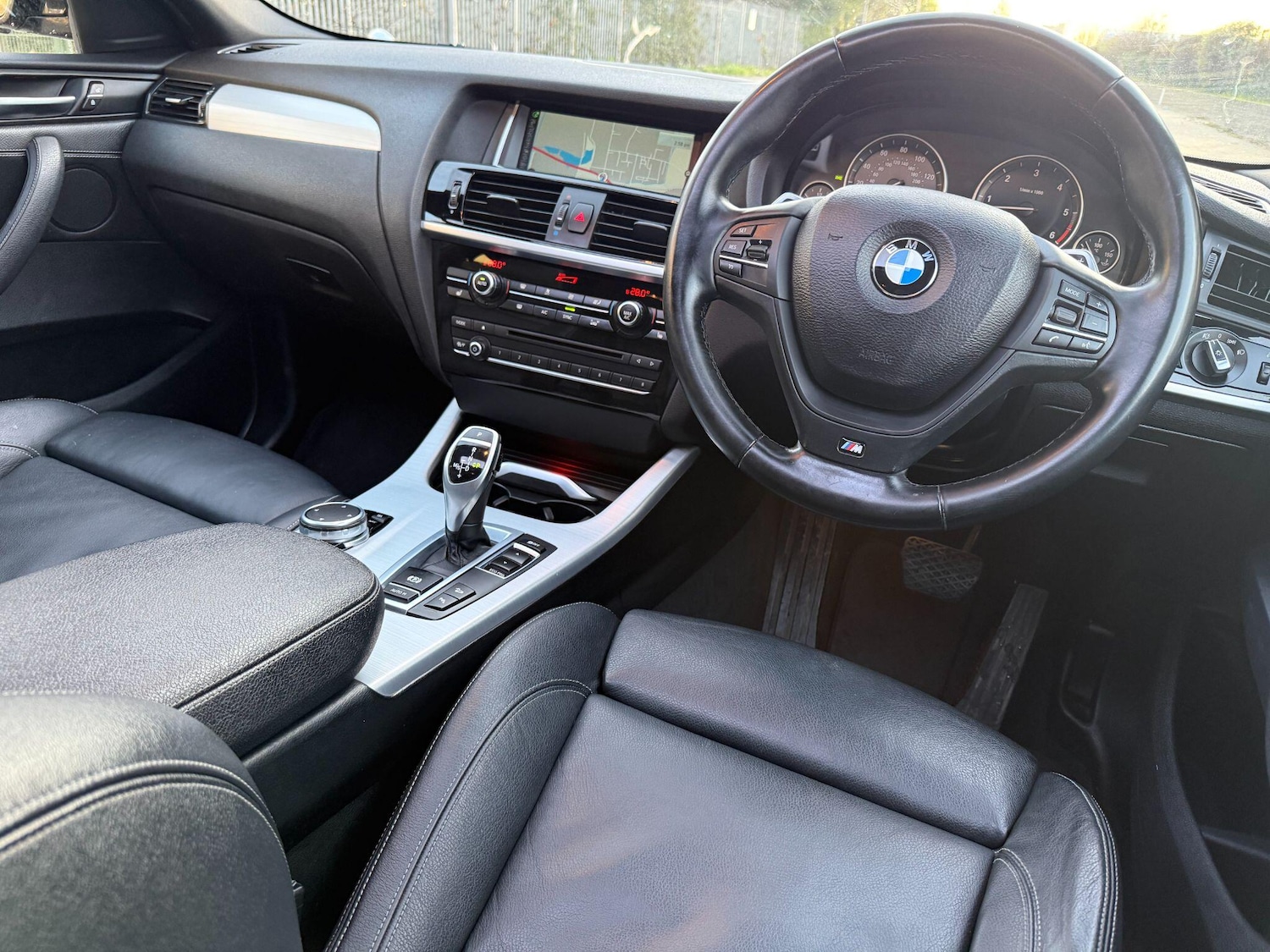 Used BMW X4 2015 for sale - 76899107: Photo 5