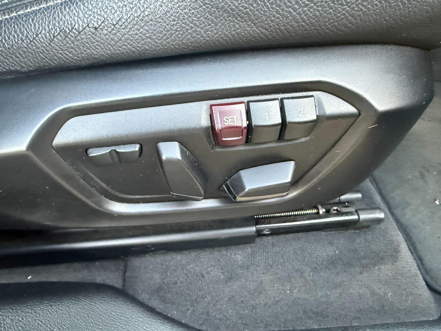 Used BMW X4 2015 for sale - 76899107: Photo 9