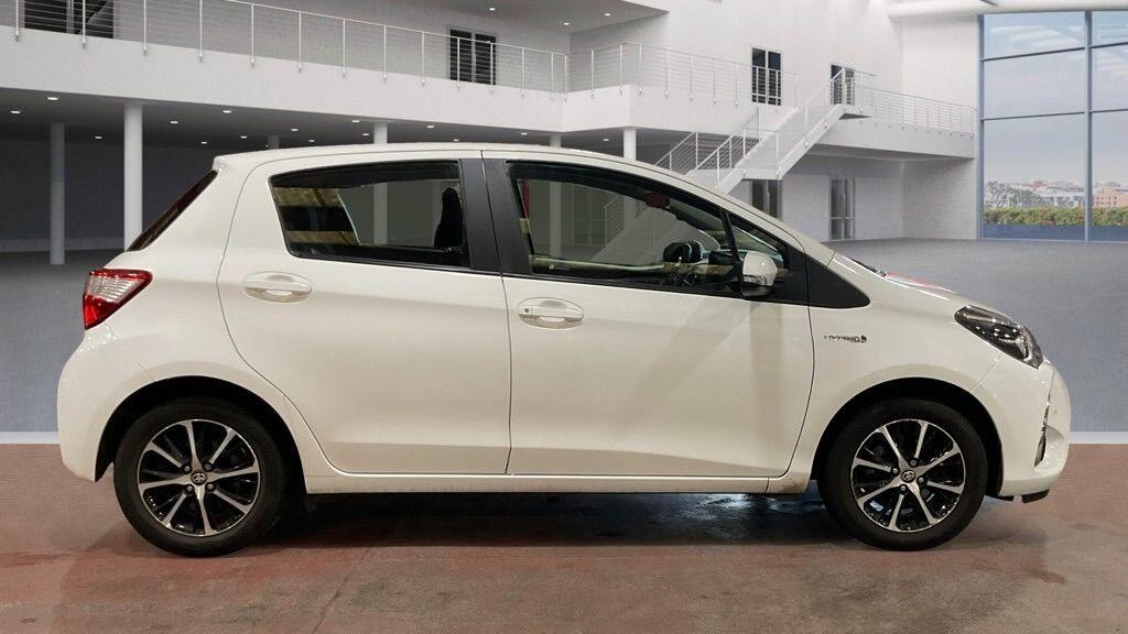 Used Toyota Yaris 2018 for sale - 76498845: Photo 12