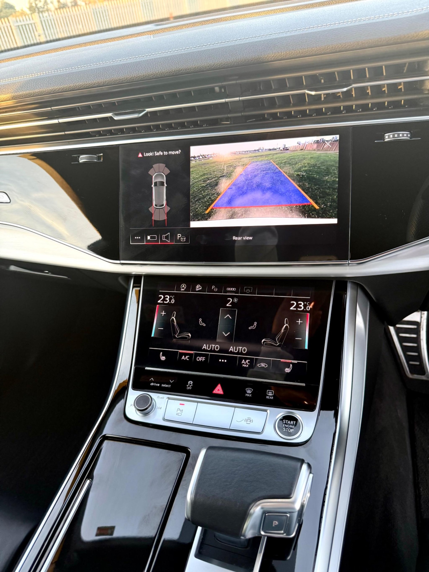 Used Audi Q8 2023 for sale - 76388379: Photo 25