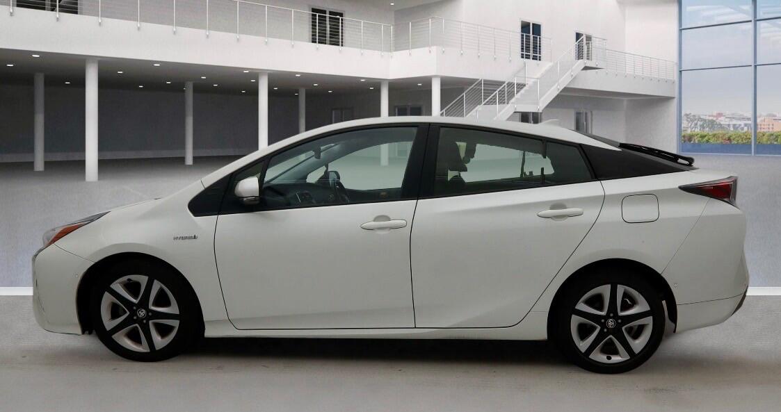 Used Toyota Prius 2016 for sale - 77411401: Photo 3