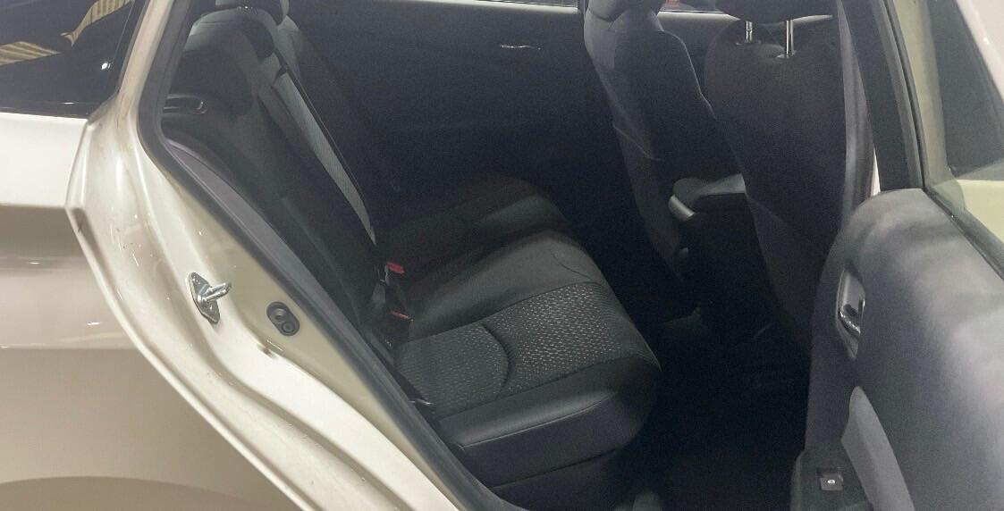 Used Toyota Prius 2016 for sale - 77411401: Photo 9