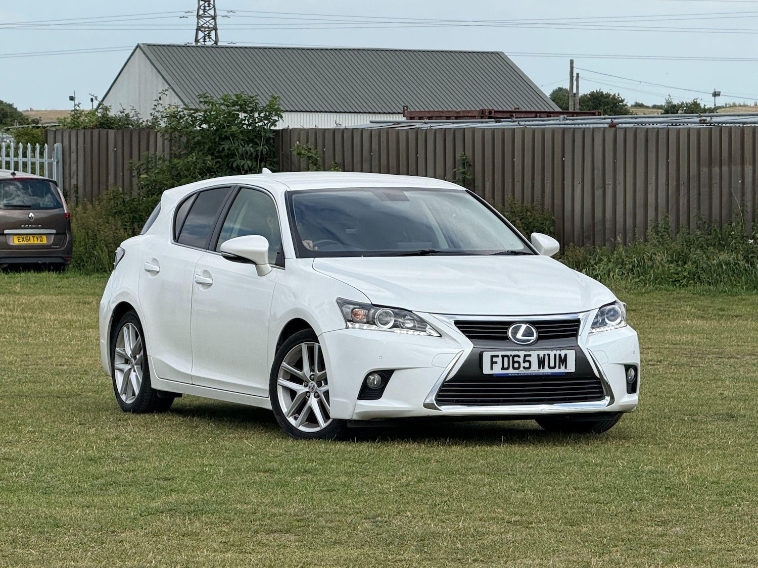 Used Lexus CT 2015 for sale - 76000577: Photo 1