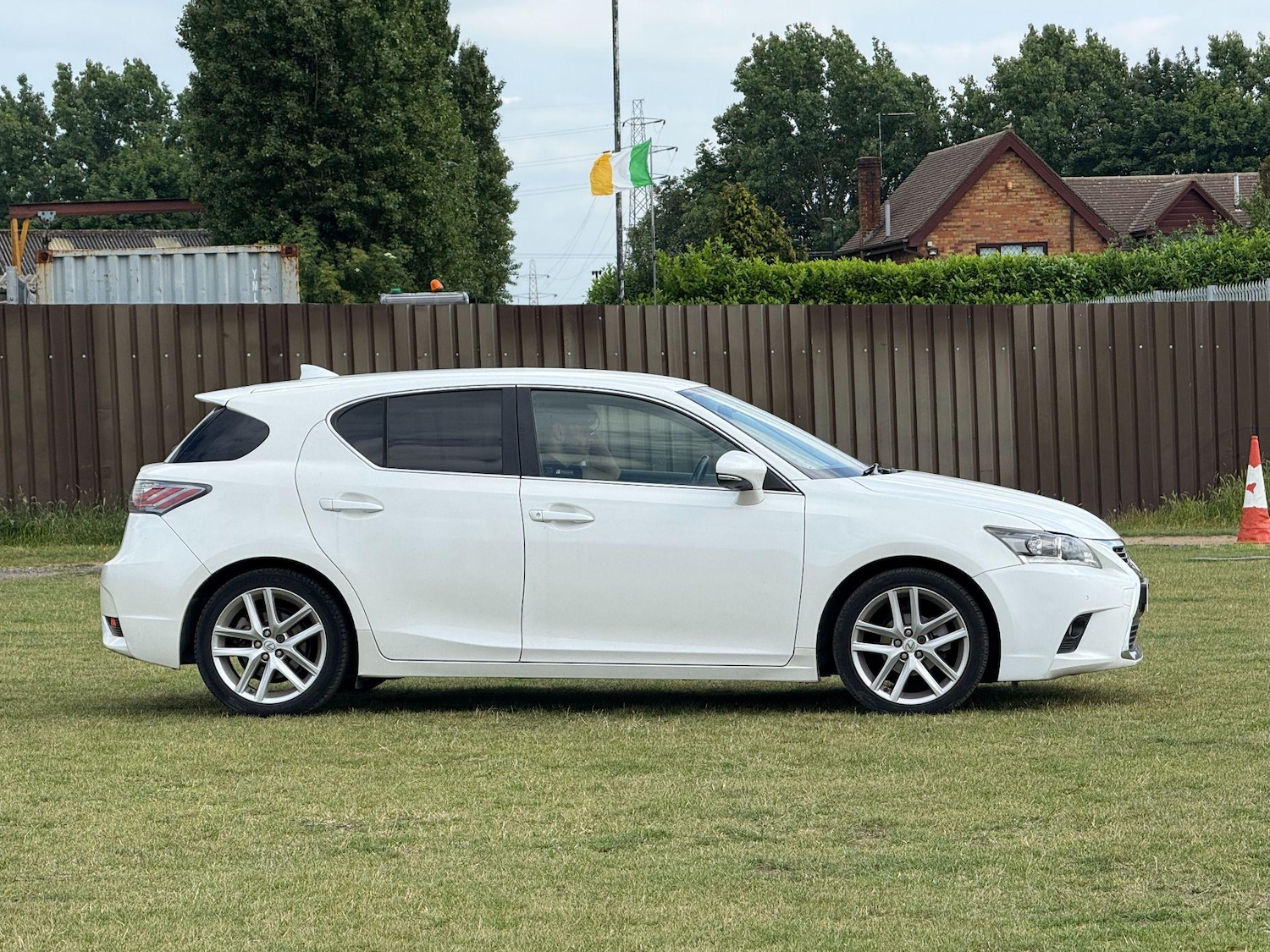 Used Lexus CT 2015 for sale - 76000577: Photo 8