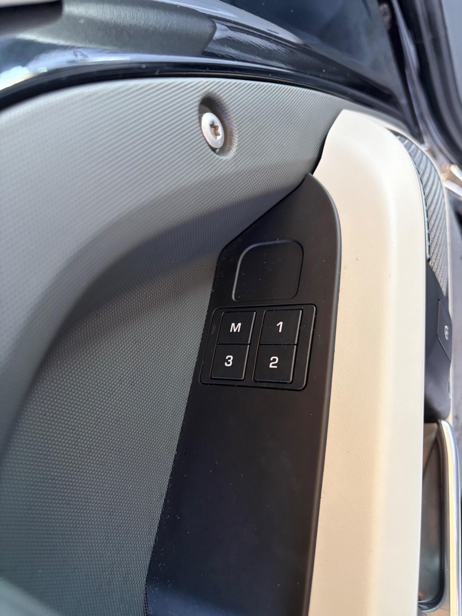 Used Land Rover Defender 2024 for sale - 78148227: Photo 22