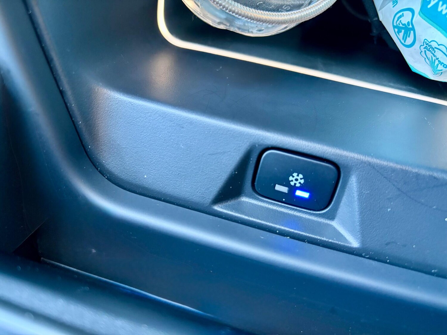 Used Land Rover Defender 2024 for sale - 78148227: Photo 24