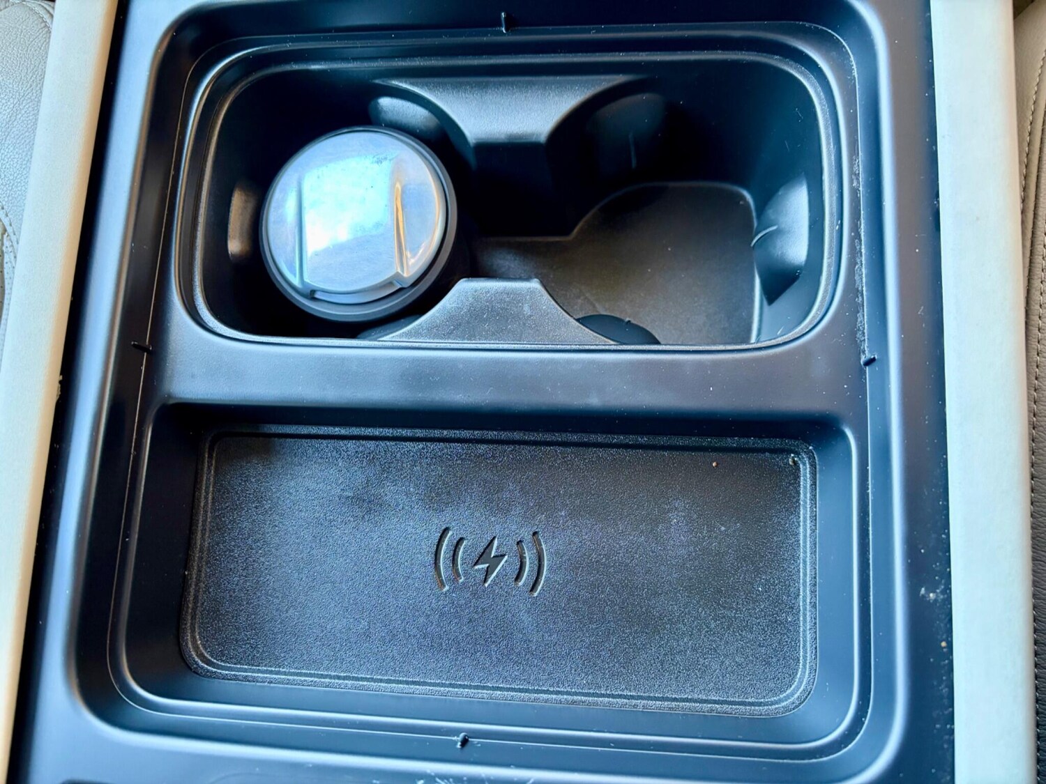 Used Land Rover Defender 2024 for sale - 78148227: Photo 25