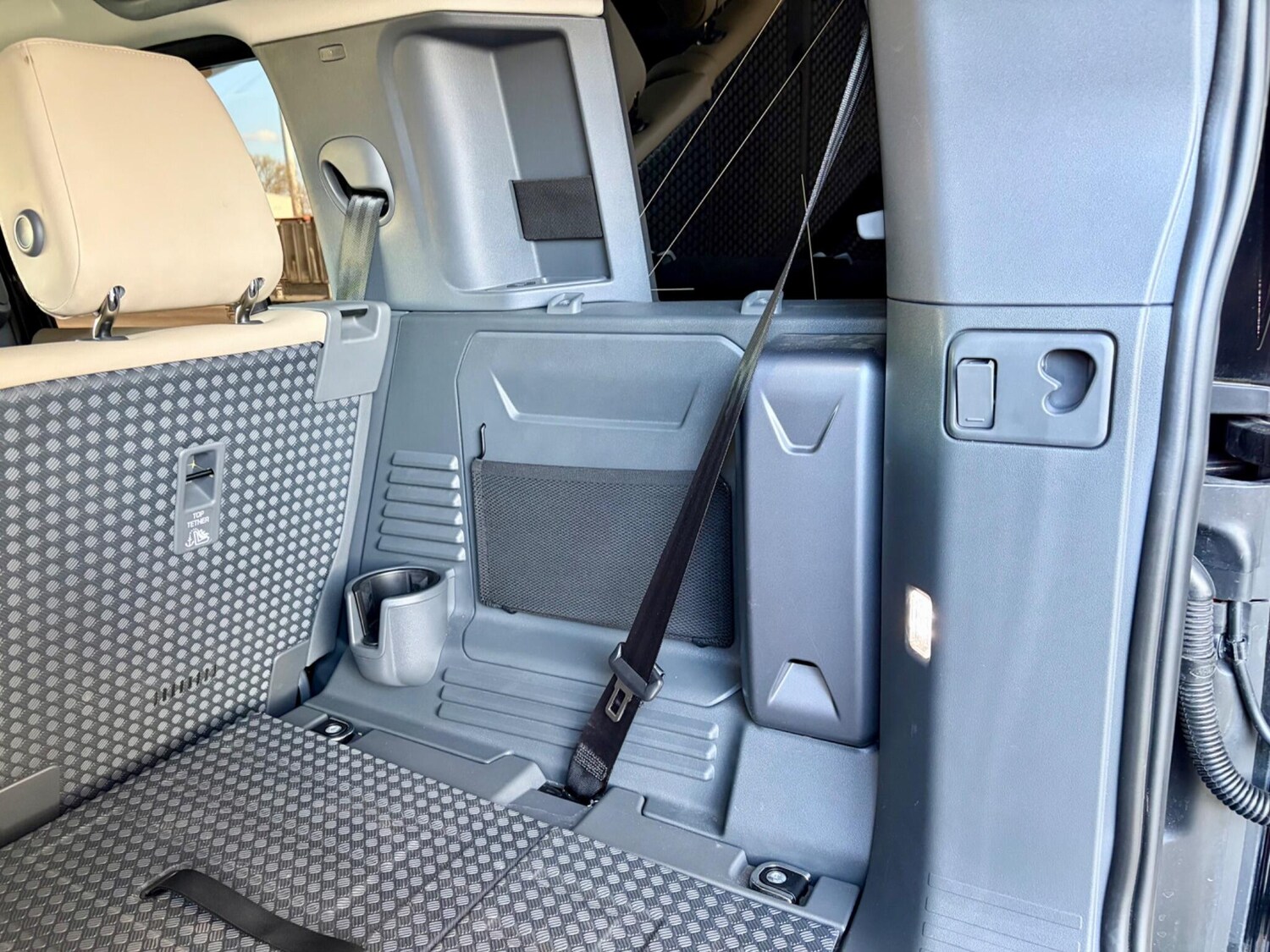 Used Land Rover Defender 2024 for sale - 78148227: Photo 54