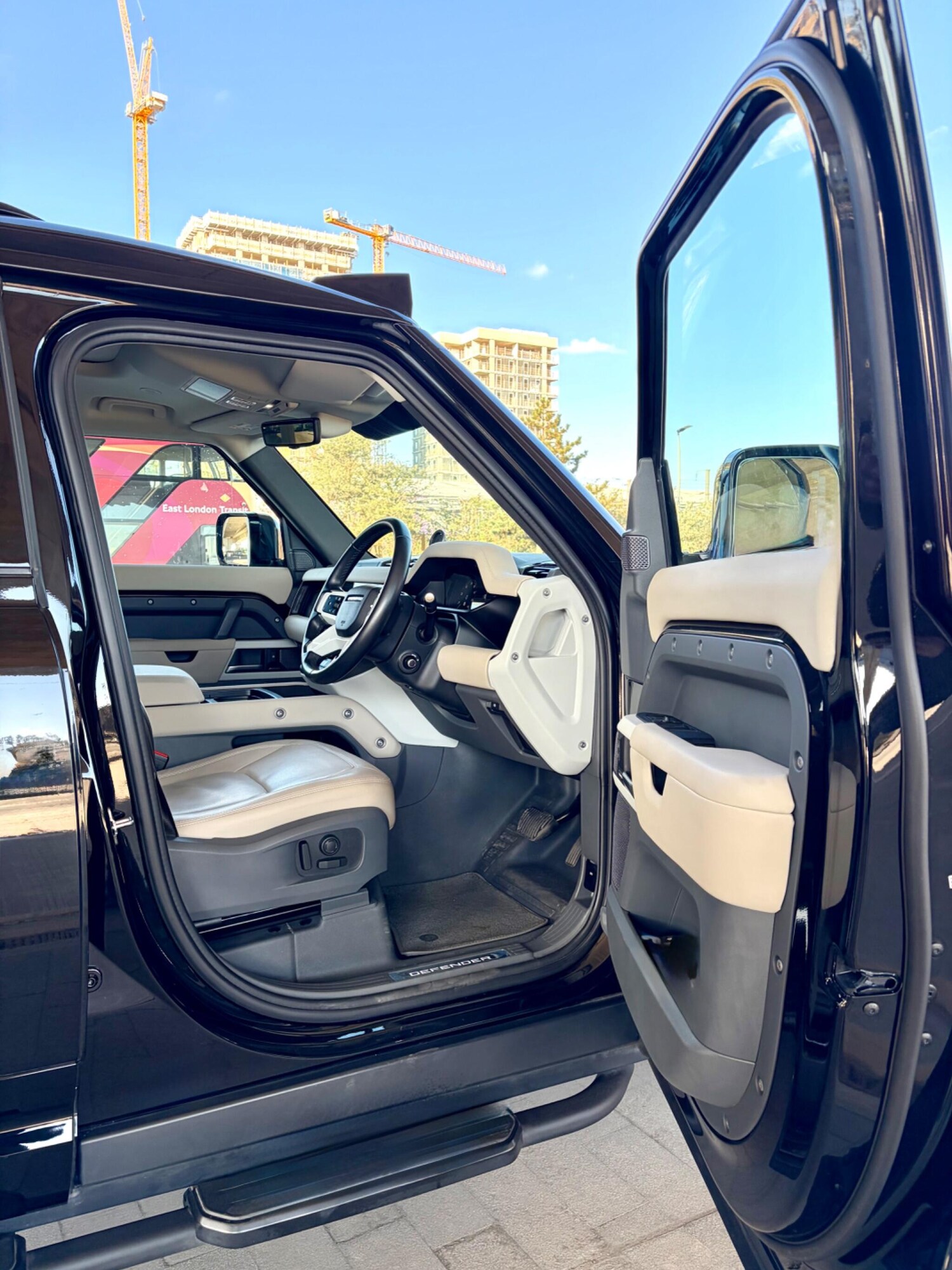 Used Land Rover Defender 2024 for sale - 78148227: Photo 57