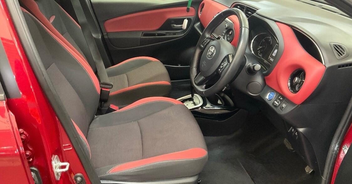 Used Toyota Yaris 2017 for sale - 78072379: Photo 4