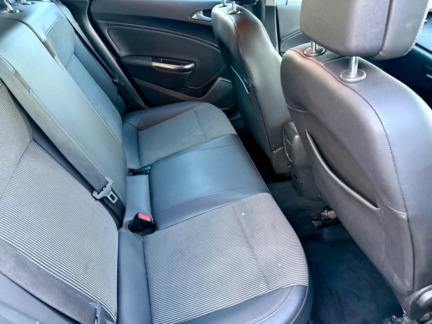 Used Vauxhall Astra 2011 for sale - 77191709: Photo 13