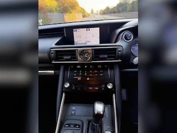 Used Lexus IS 2018 for sale - 76214968: Photo 3