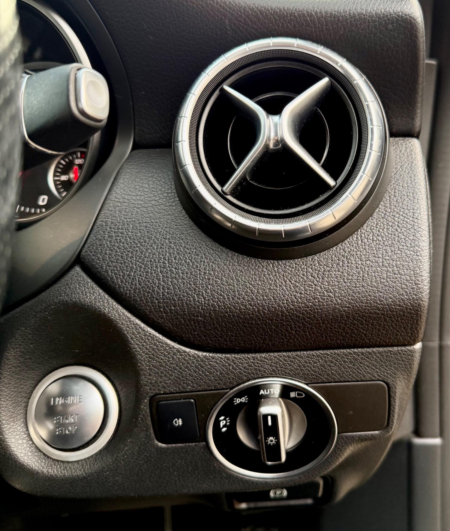 Used Mercedes-Benz CLA for sale - 77705194: Photo 15