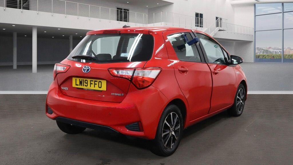 Used Toyota Yaris 2019 for sale - 76913236: Photo 12