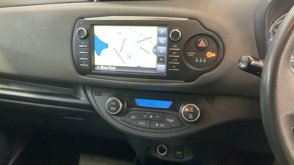 Used Toyota Yaris 2019 for sale - 76913236: Photo 4