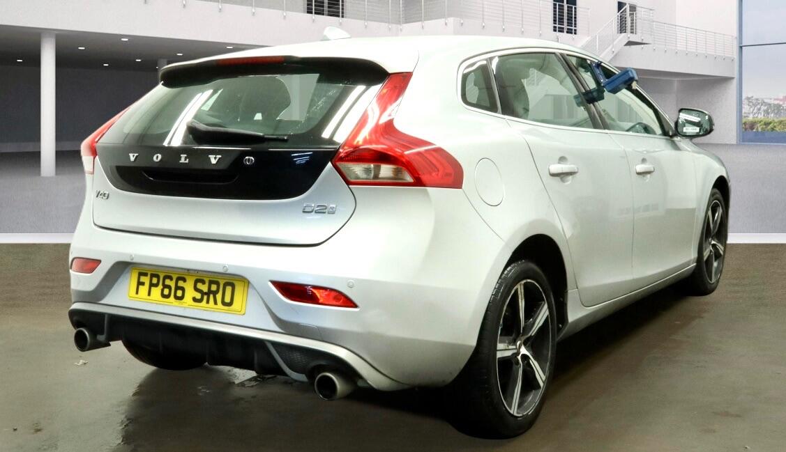 Used Volvo V40 2016 for sale - 77396570: Photo 6