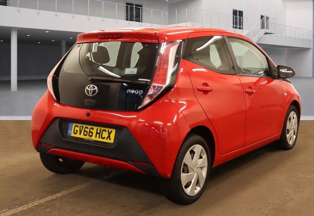 Used Toyota AYGO 2017 for sale - 77304830: Photo 2