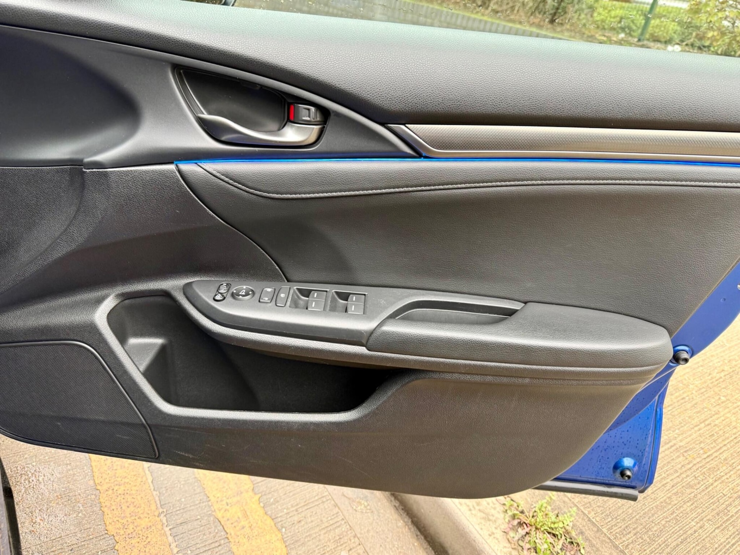 Used Honda Civic 2018 for sale - 76752684: Photo 18