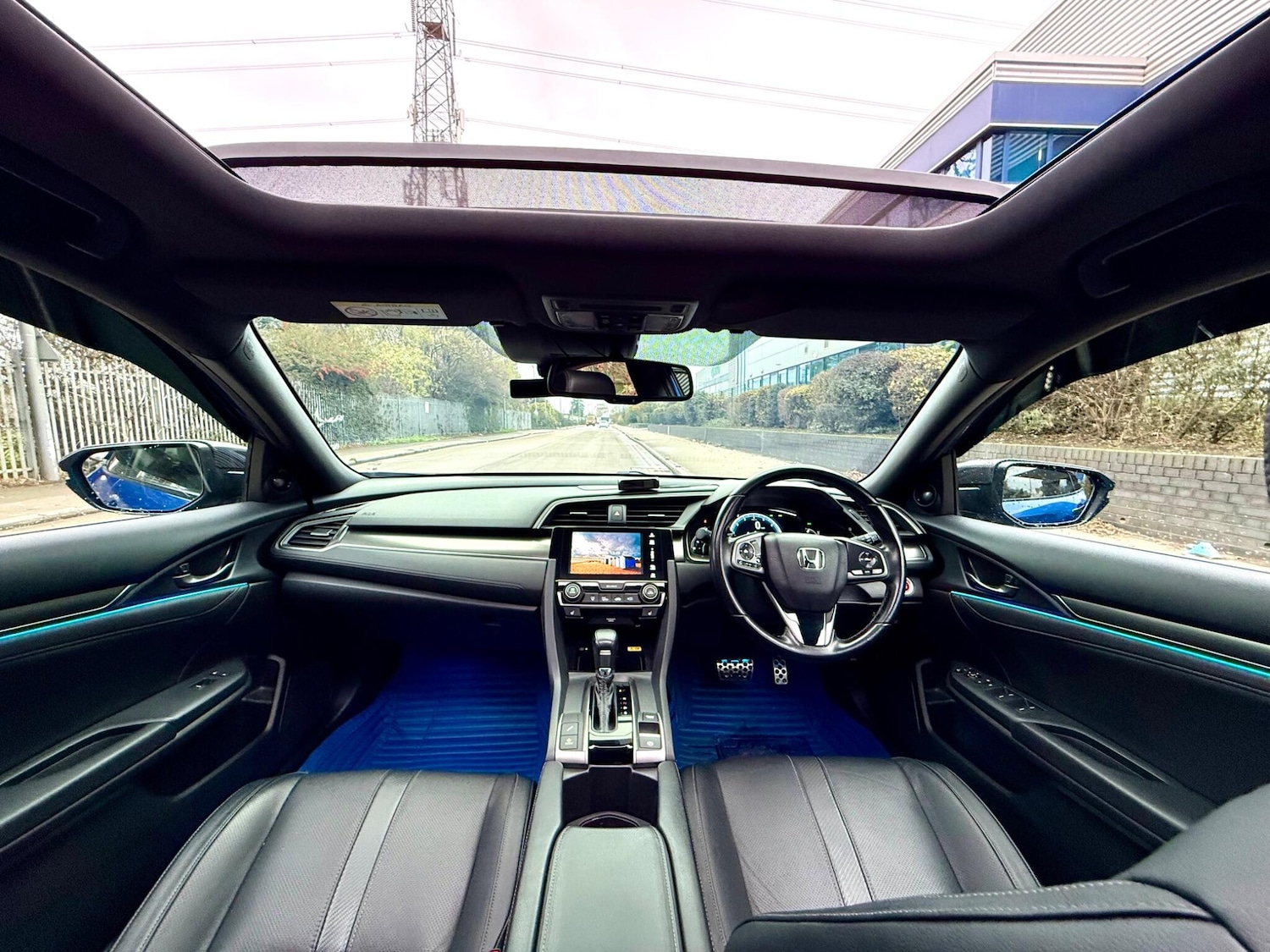 Used Honda Civic 2018 for sale - 76752684: Photo 7