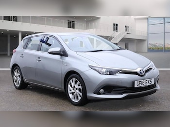 Used Toyota Auris 2018 for sale - 76472364: Photo