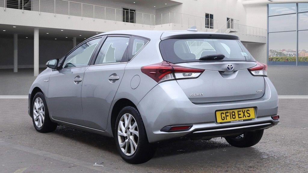 Used Toyota Auris 2018 for sale - 76472364: Photo 2