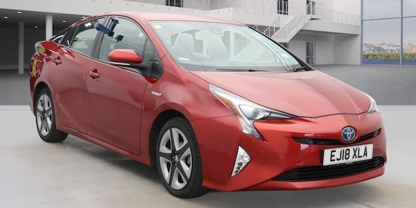 Used Toyota Prius 2018 for sale - 76318111: Photo 1