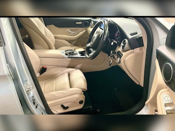 Used Mercedes-Benz GLC 2016 for sale - 75884828: Photo