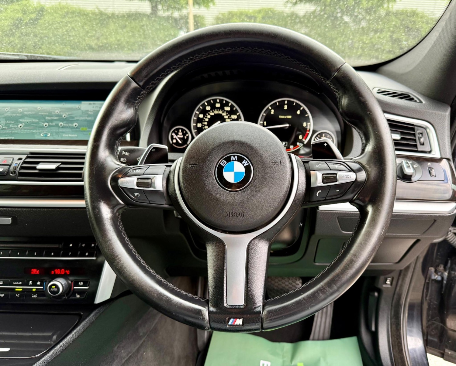 Used BMW 5 Series 2014 for sale - 76989090: Photo 33