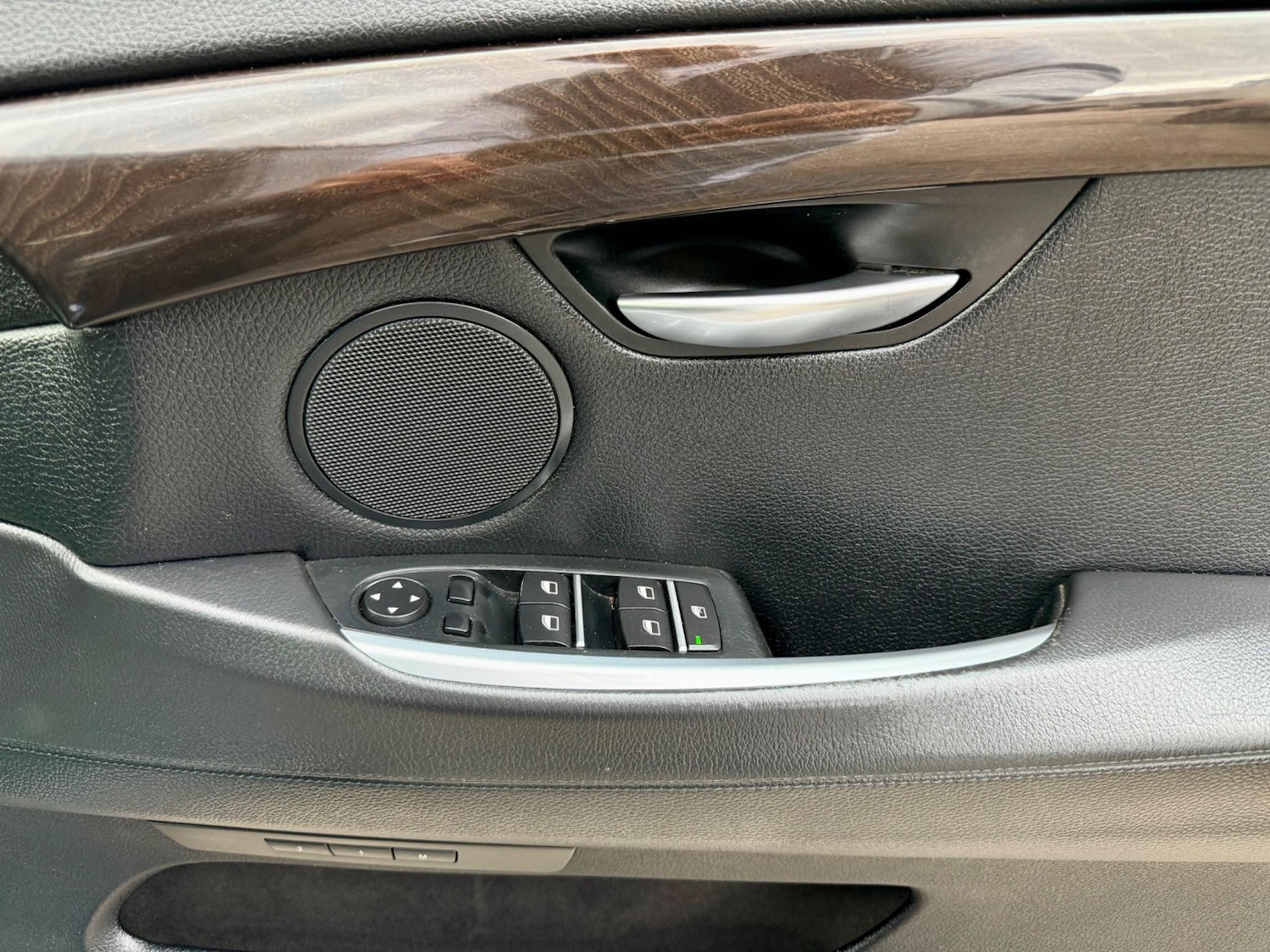 Used BMW 5 Series 2014 for sale - 76989090: Photo 38