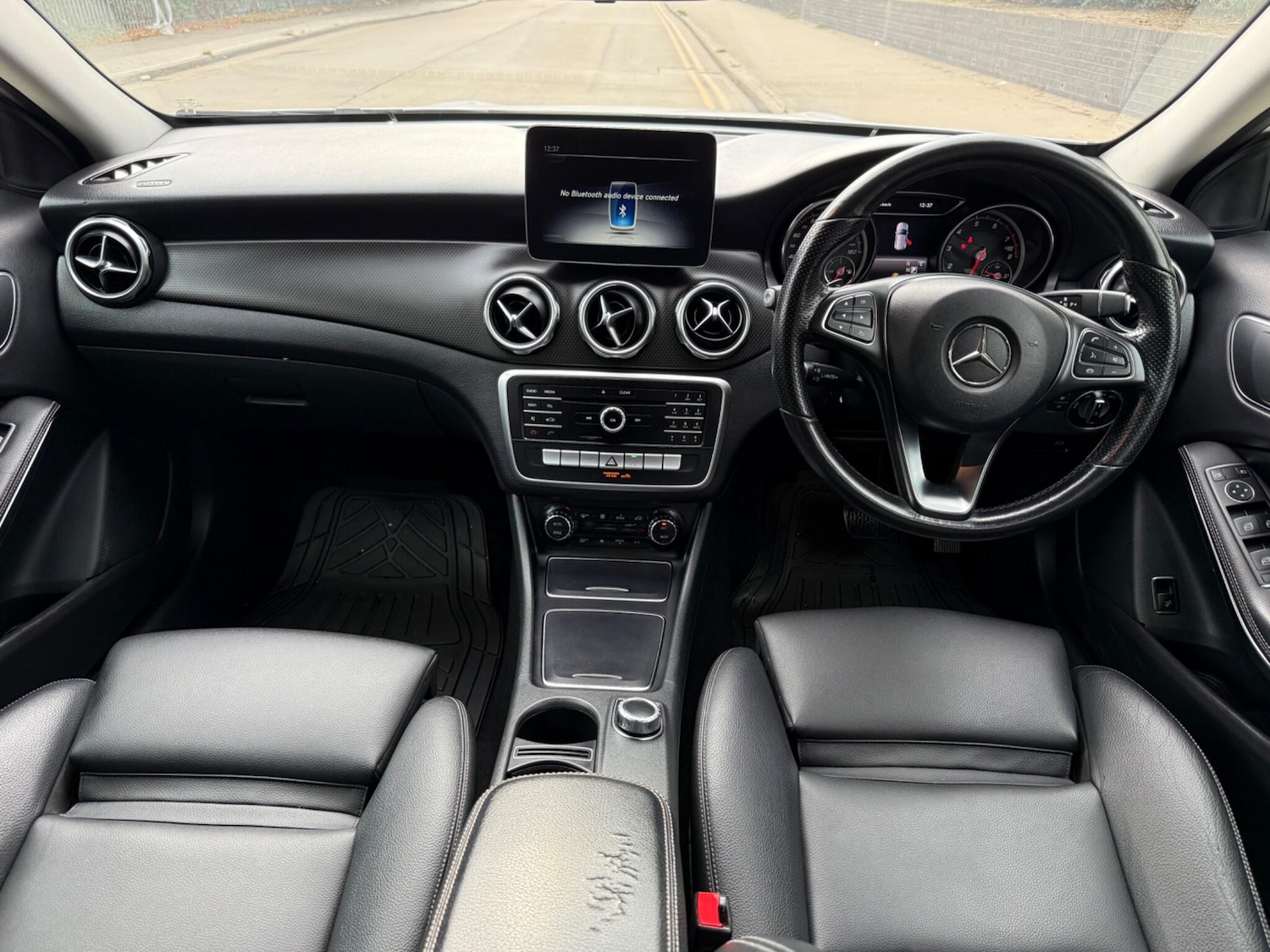 Used Mercedes-Benz GLA 2019 for sale - 76189565: Photo 11